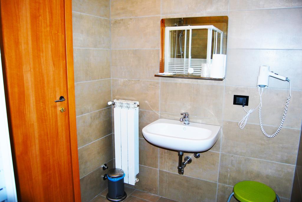 מילאנו Albergo Salerno מראה חיצוני תמונה