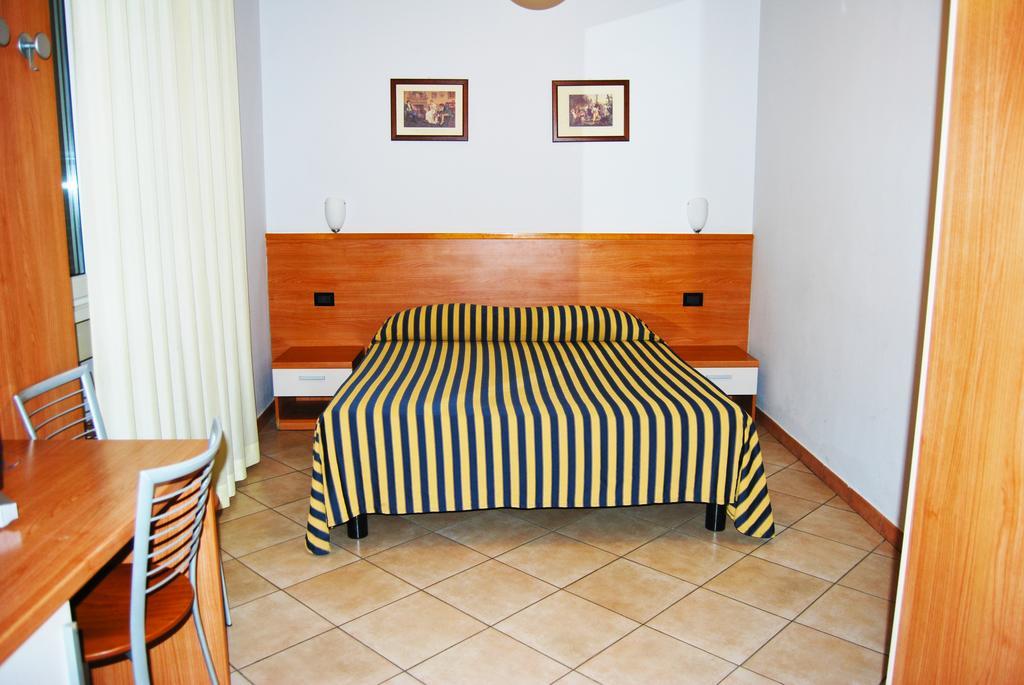 מילאנו Albergo Salerno מראה חיצוני תמונה