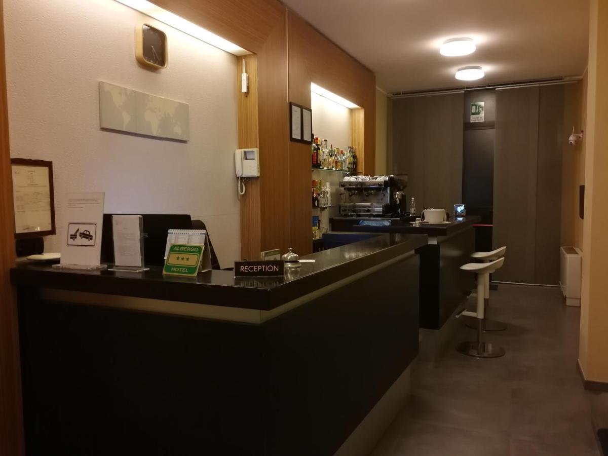 מילאנו Albergo Salerno מראה חיצוני תמונה
