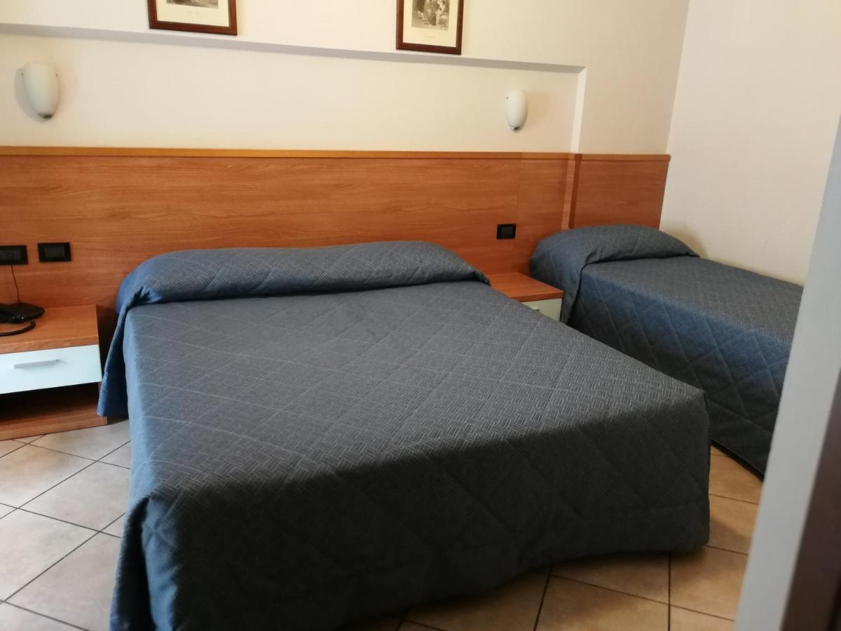 מילאנו Albergo Salerno מראה חיצוני תמונה